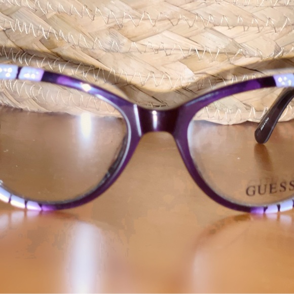 GORGEOUS GUESS EYEGLASS FRAMES! - Picture 4 of 4